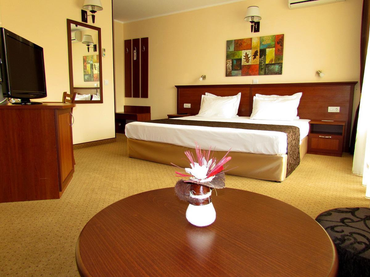 Favorit Hotel