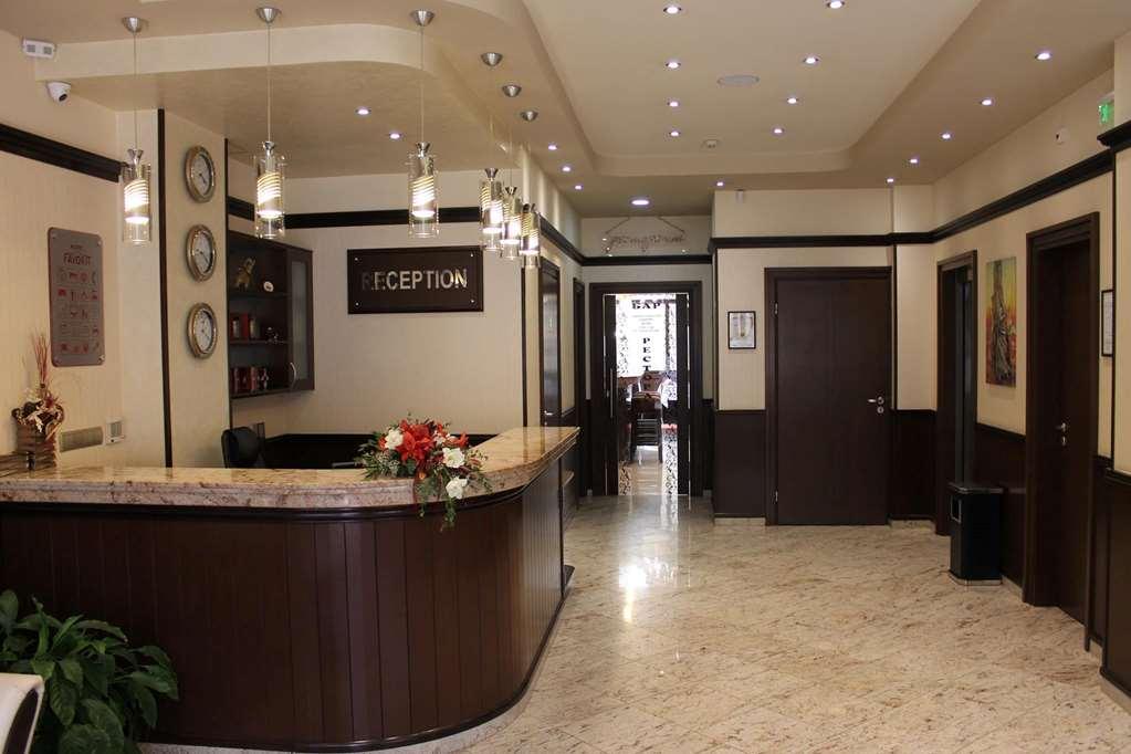 Favorit Hotel